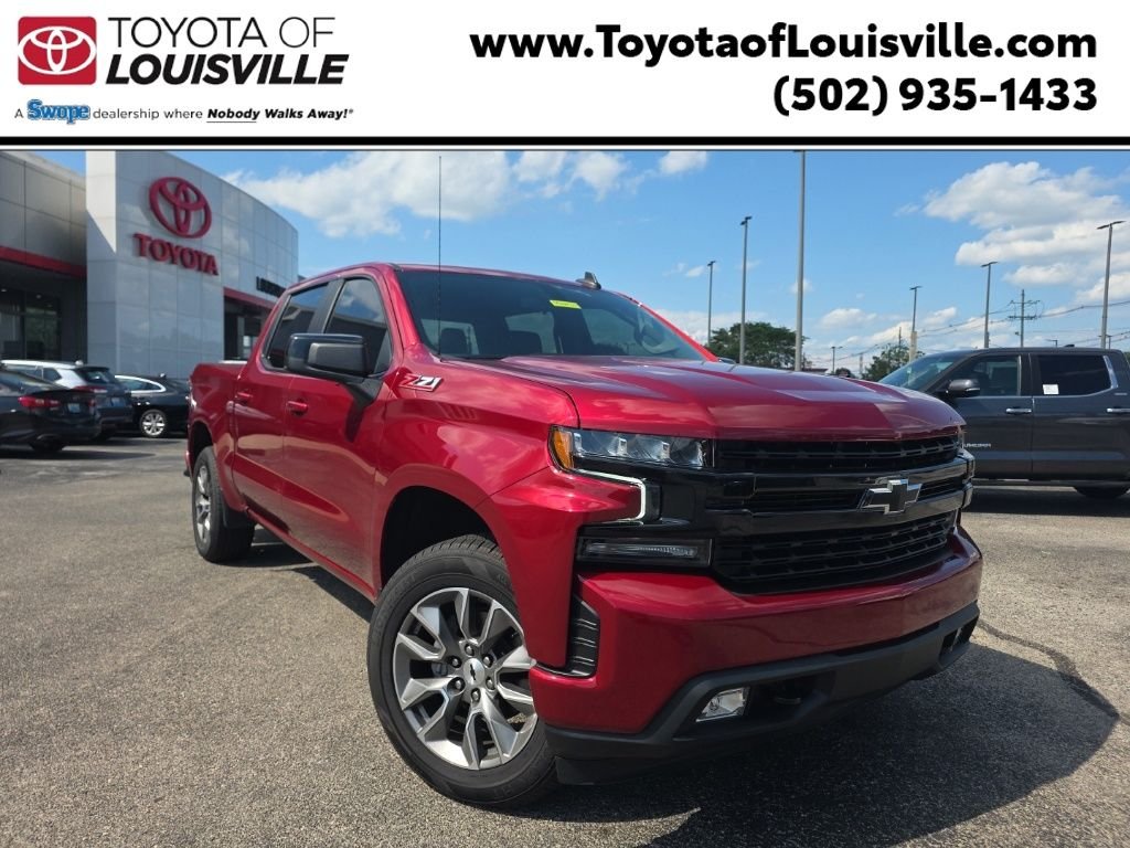 Used 2022 Red Chevrolet RST image 1