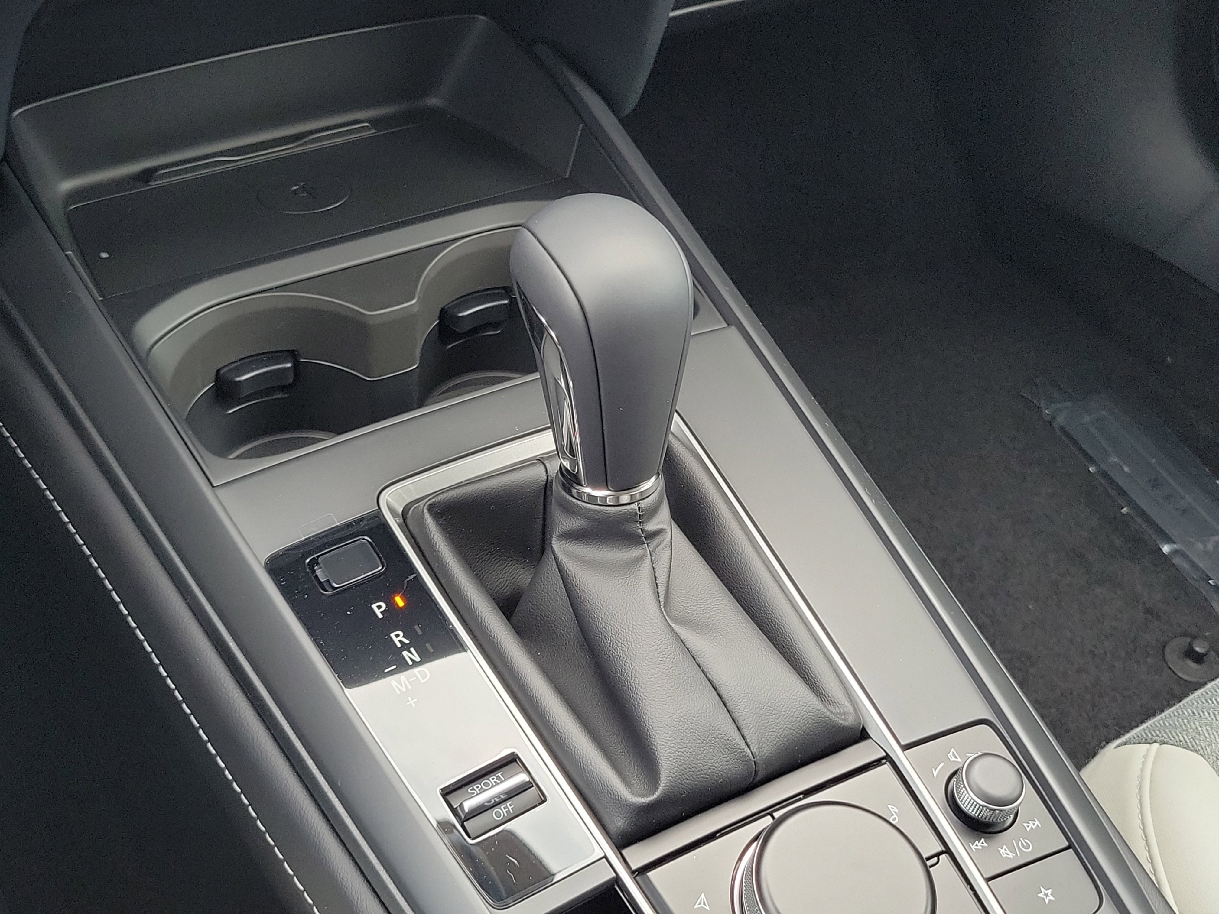 New 2026 Deep Crystal Blue Mica Mazda 2.5 S Aire Edition image 9