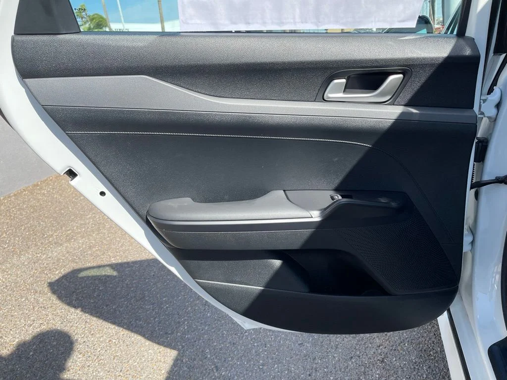New 2026 White Kia LXS image 18