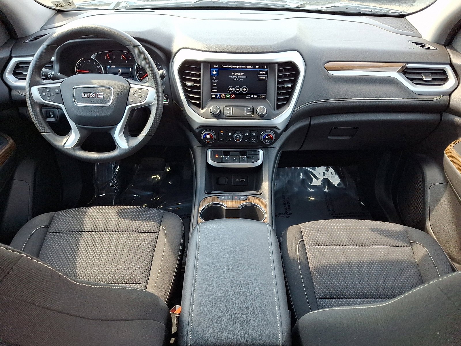 Used 2023 Ebony Twilight Metallic GMC SLE image 15