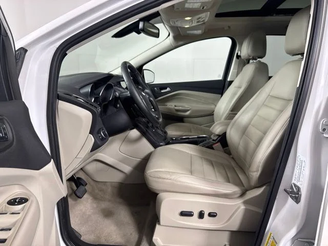 Used 2016 White Platinum Clearcoat Metallic Ford Titanium image 11