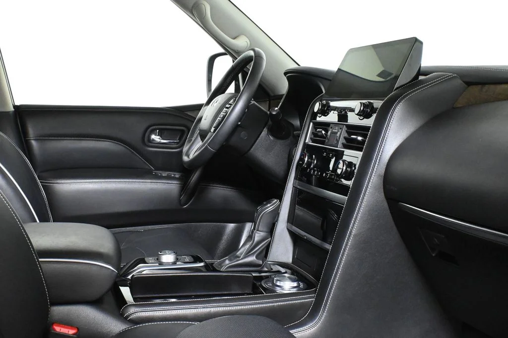 Certified Used 2023 Gray INFINITI Premium Select image 34
