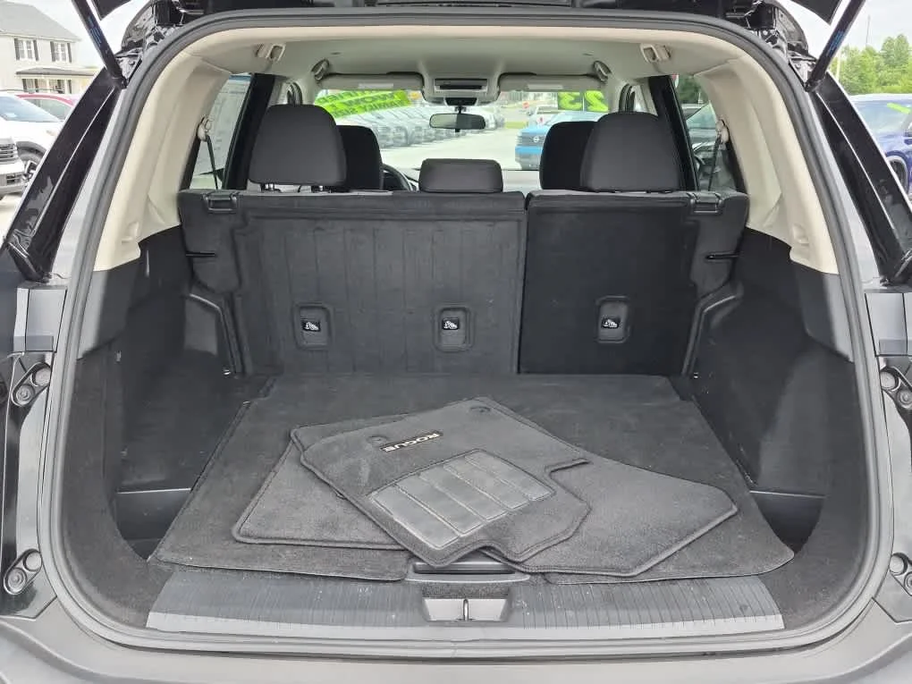 Certified Used 2023 Super Black Nissan SV image 19