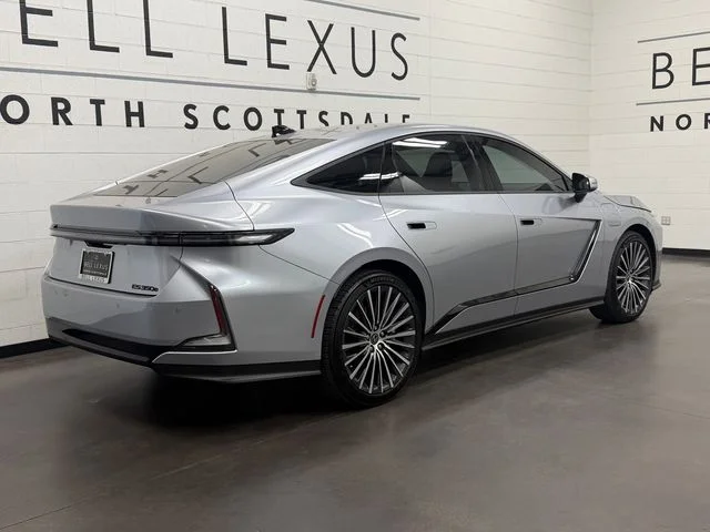 New 2026 Silver Lexus  image 4