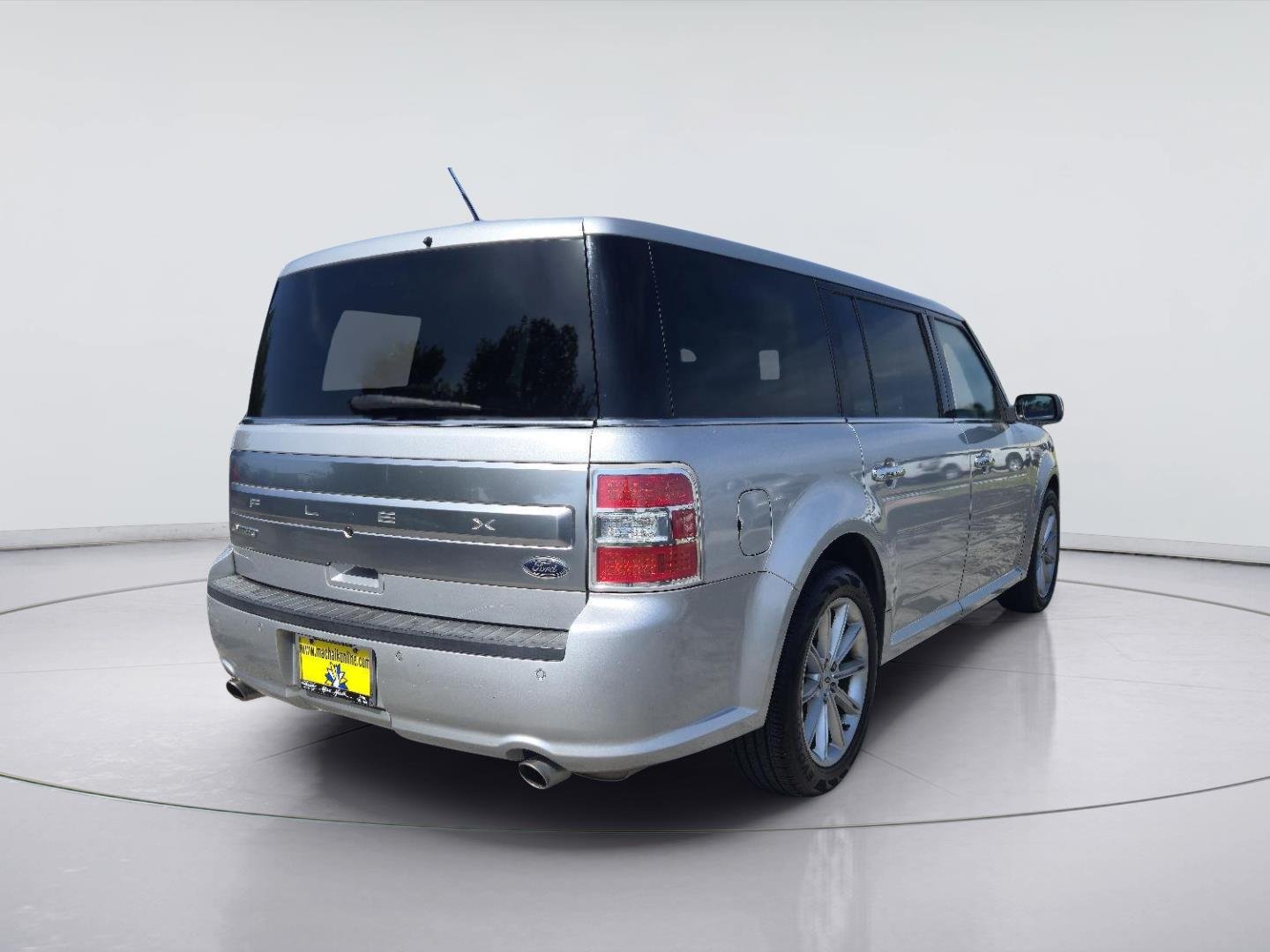 Used 2018 Ingot Silver Ford Limited image 5