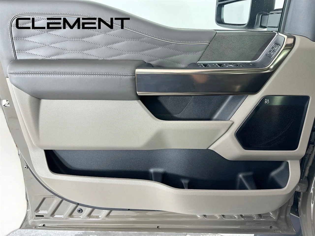 Used 2026 Gray Ford Platinum image 29