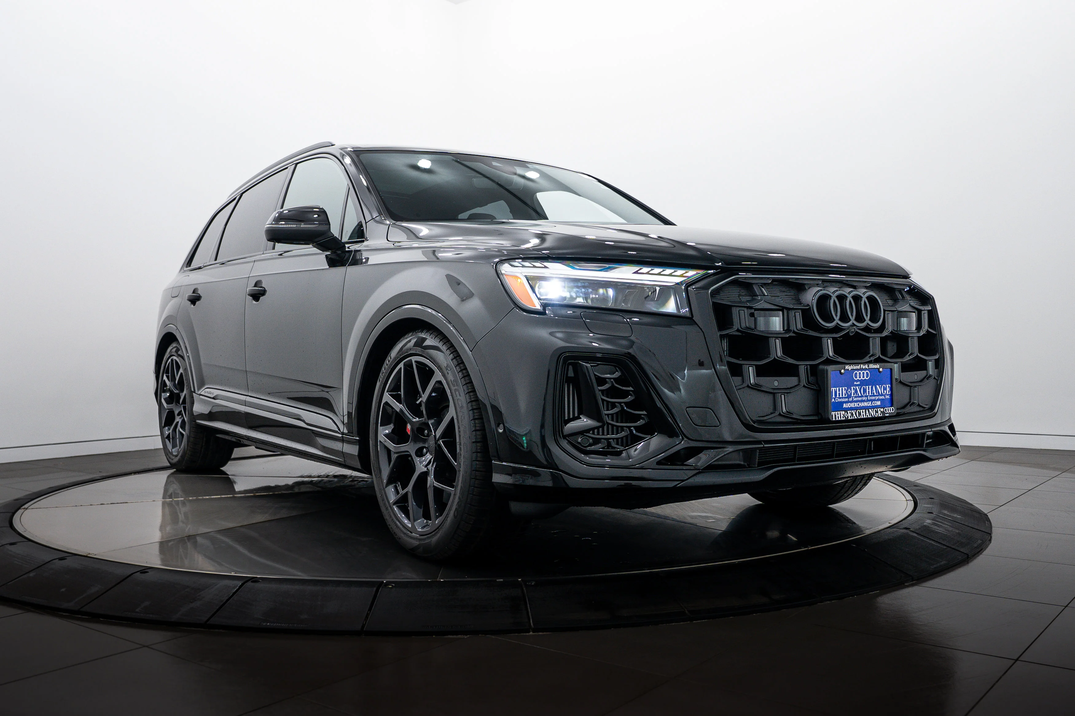 2026 Audi SQ7 Prestige quattro Tiptronic's photo