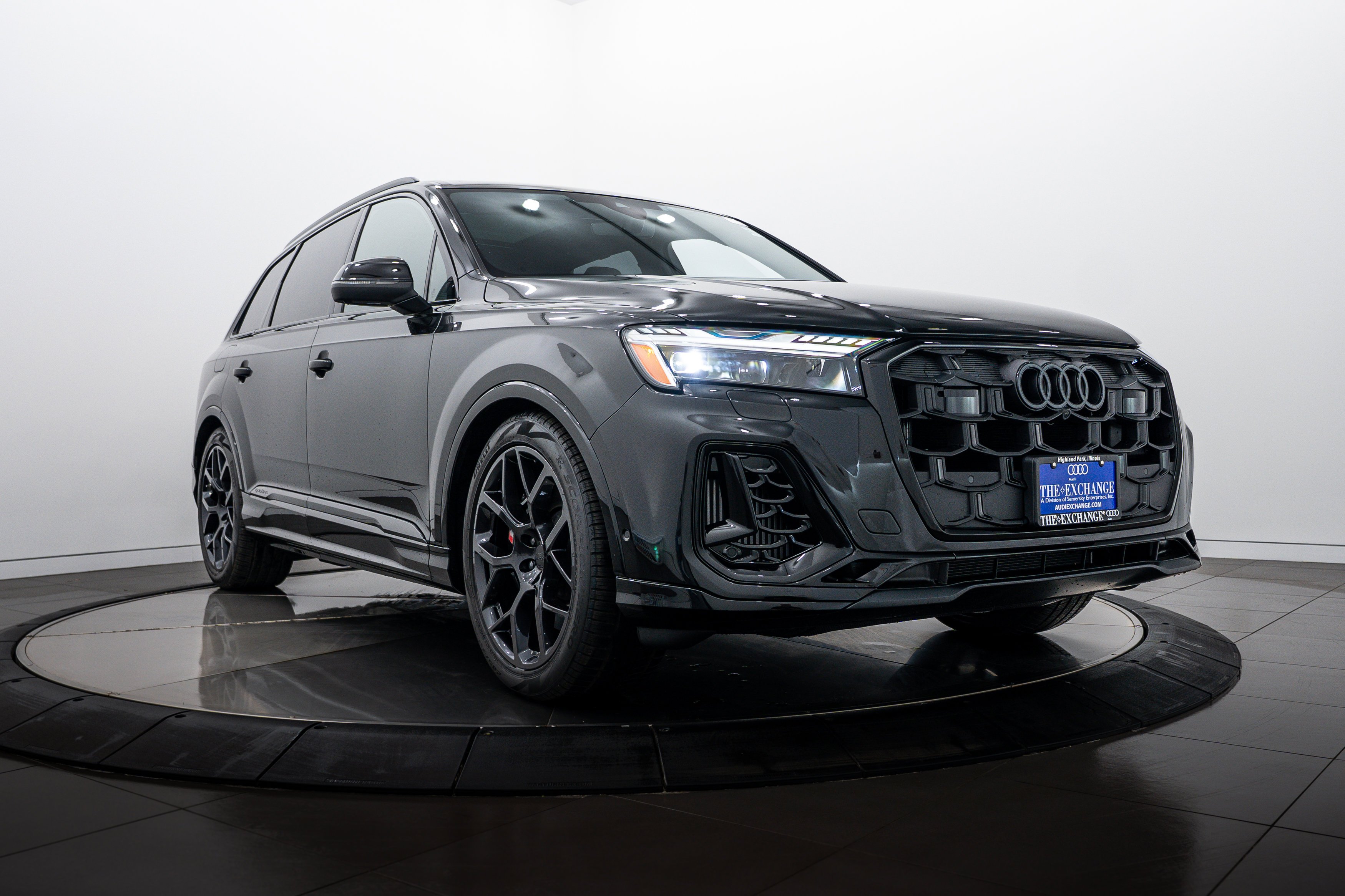 2026 Audi SQ7 Prestige quattro Tiptronic's photo