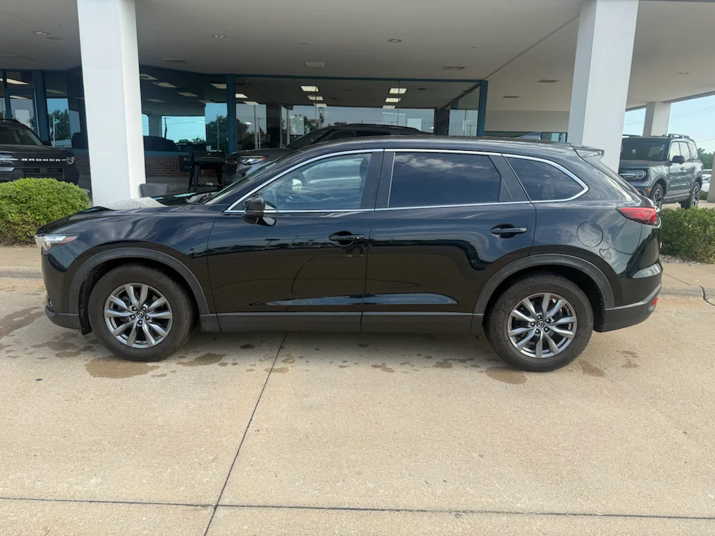 Used 2018 Jet Black Mica Mazda Sport image 9