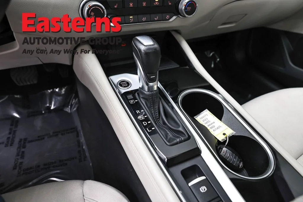 Used 2023 Red Nissan 2.5 SV image 13