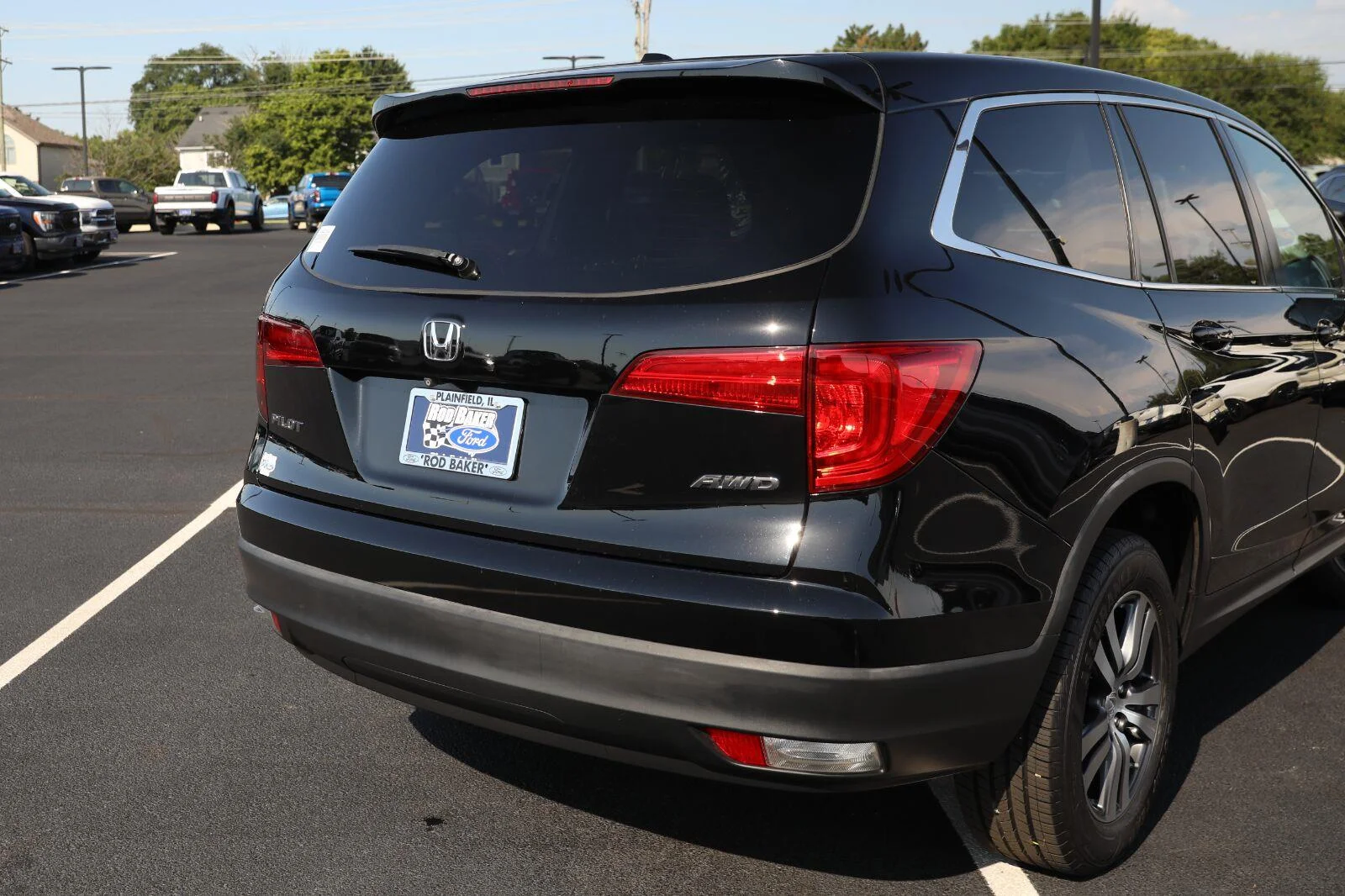 Used 2017 Crystal Black Pearl Honda EX-L image 13
