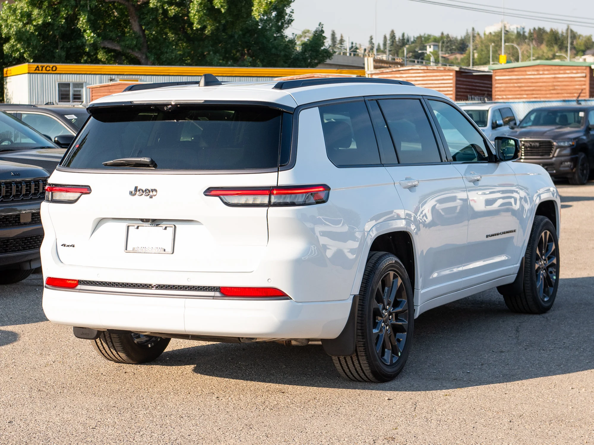 New 2026 White Jeep Limited Reserve* image 5