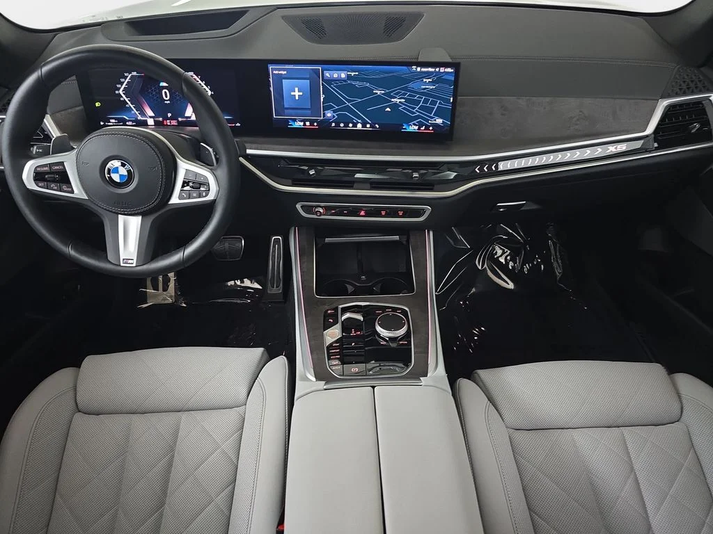 Used 2024 Alpine White BMW xDrive40i image 12
