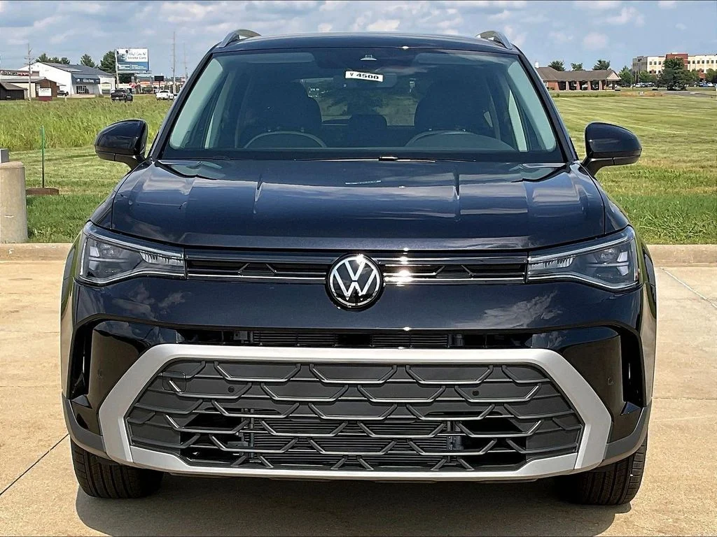 2026 Volkswagen Taos SE - Photo 8