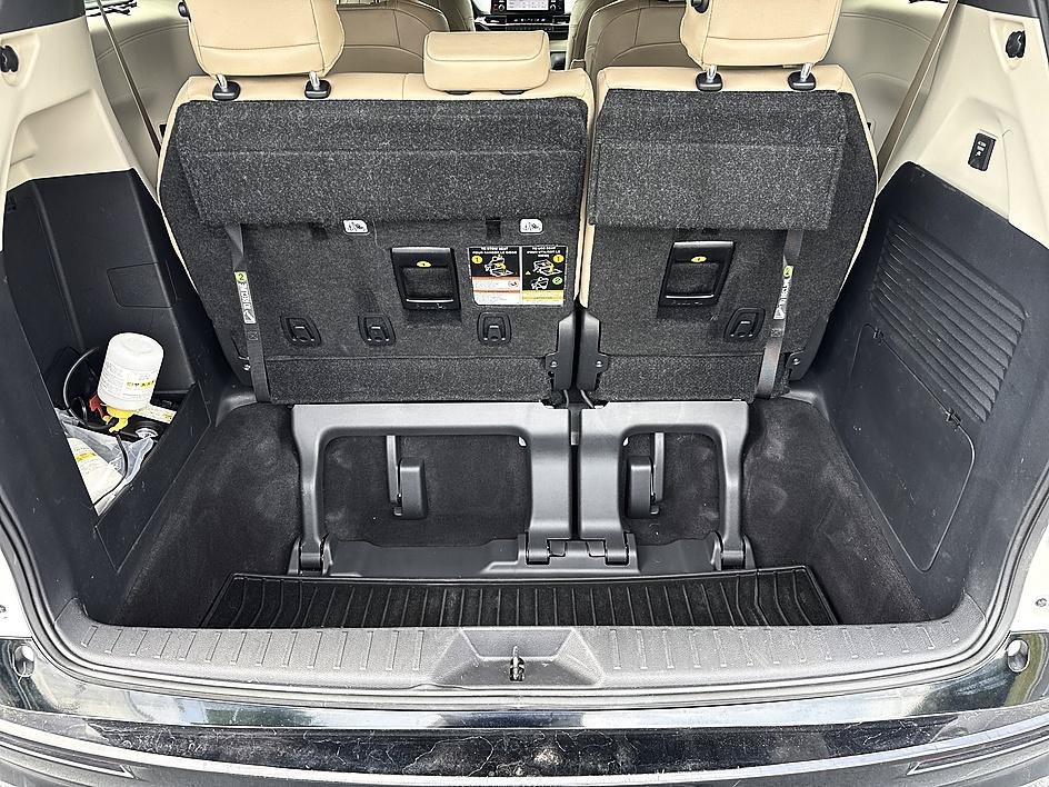 Certified Used 2024 Wind Chill Pearl Toyota Limited image 24