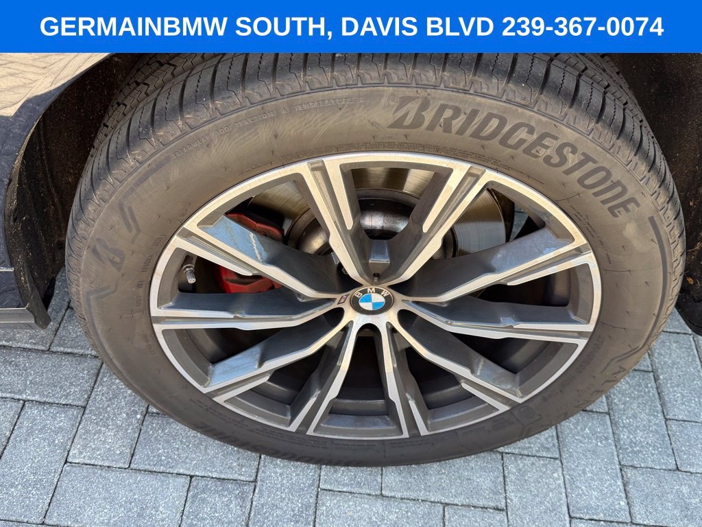 Certified Used 2026 Carbon Black Metallic BMW M60i image 9