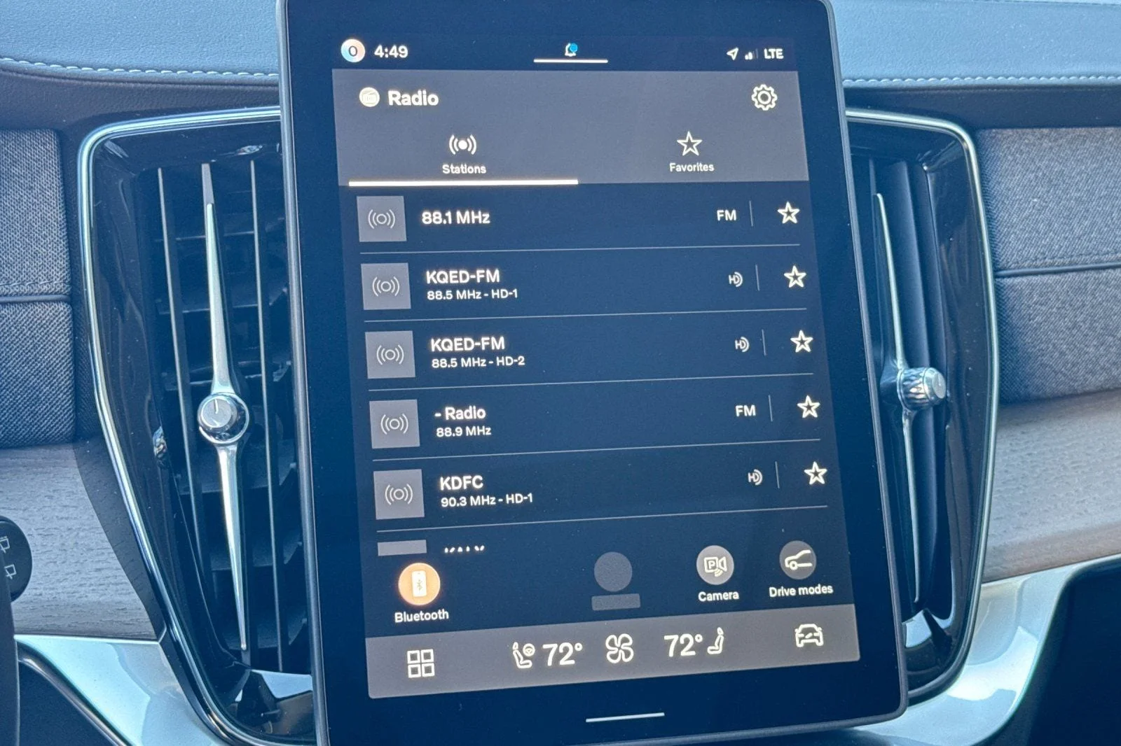 New 2026 Crystal White Volvo T8 Plus 7-Seater image 20