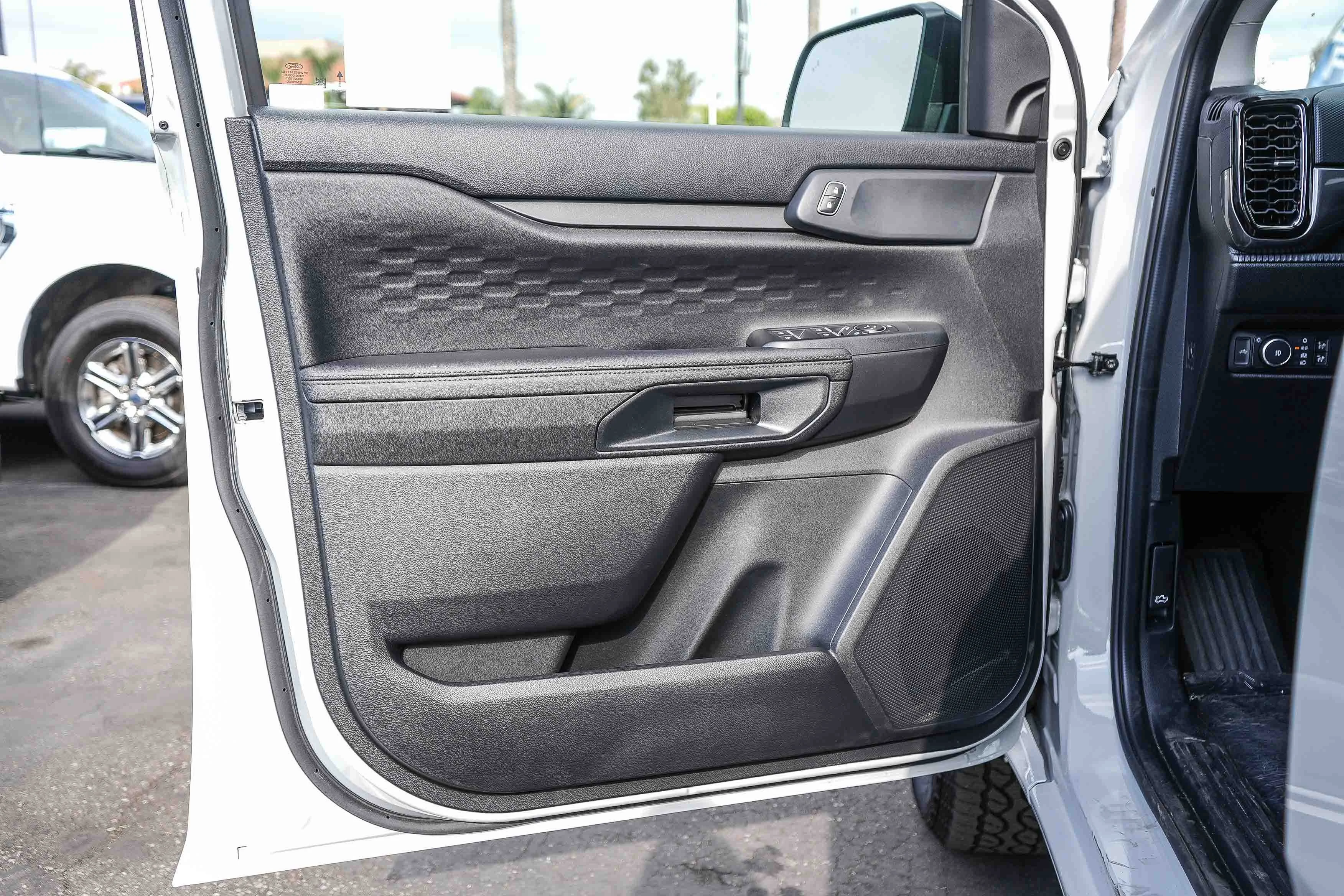 New 2026 Avalanche Ford XLT image 24