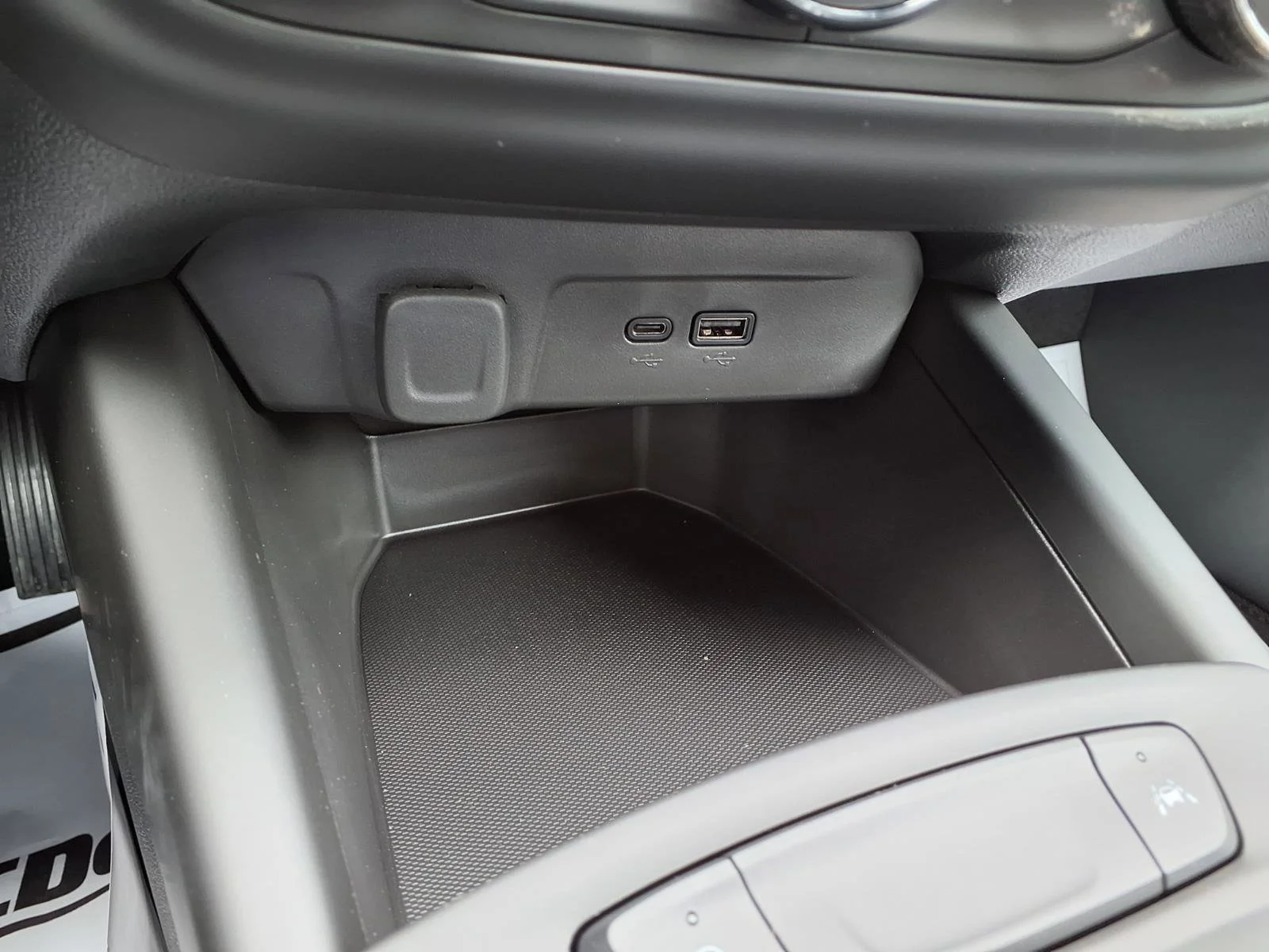 2026 Chevrolet Trax RS - Photo 11