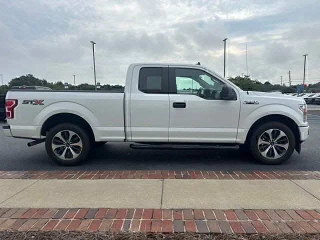 Used 2020 White Ford XL image 5