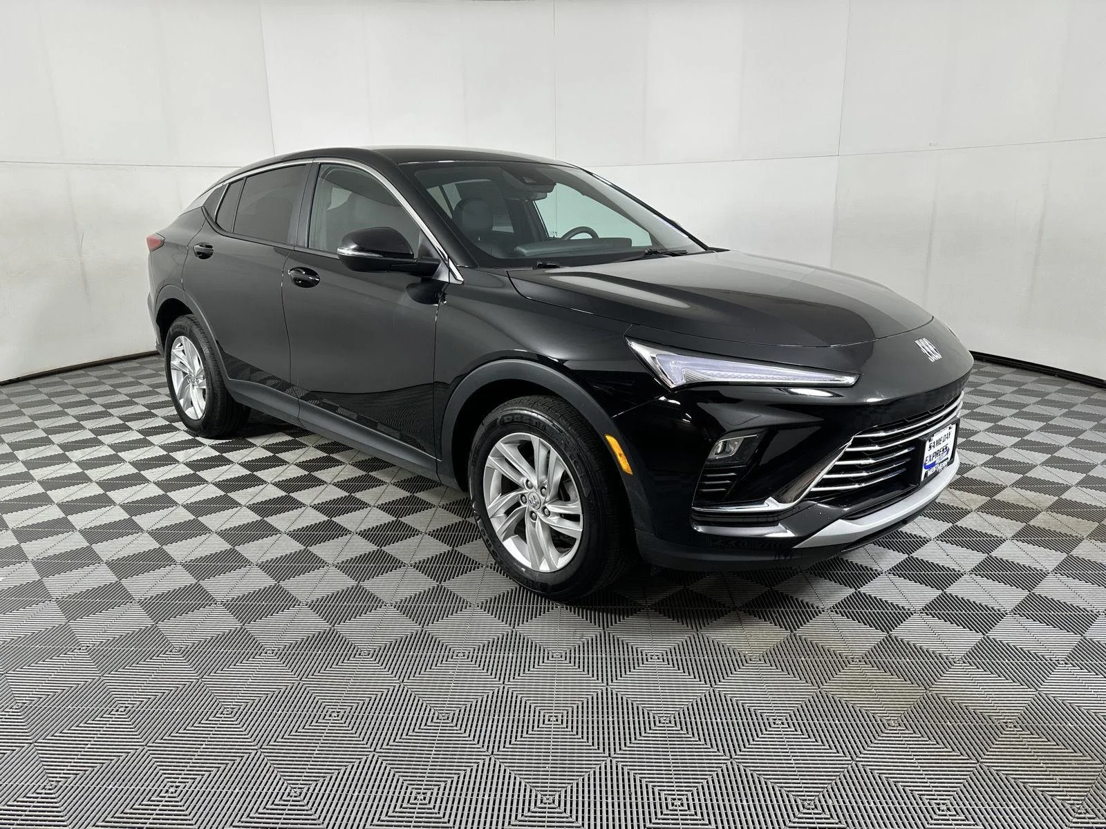 Used 2025 Ebony Twilight Metallic Buick Preferred image 11
