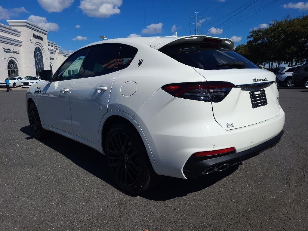 Used 2024 Bianco Maserati Modena Ultima image 19