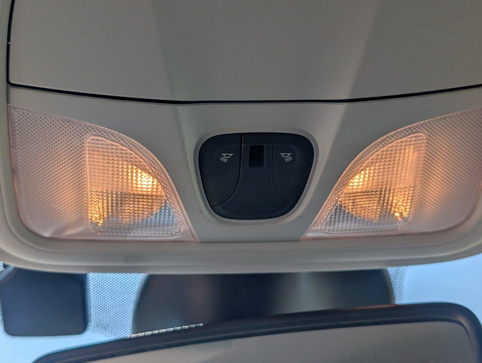 2021 Jeep Cherokee Altitude - Photo 21