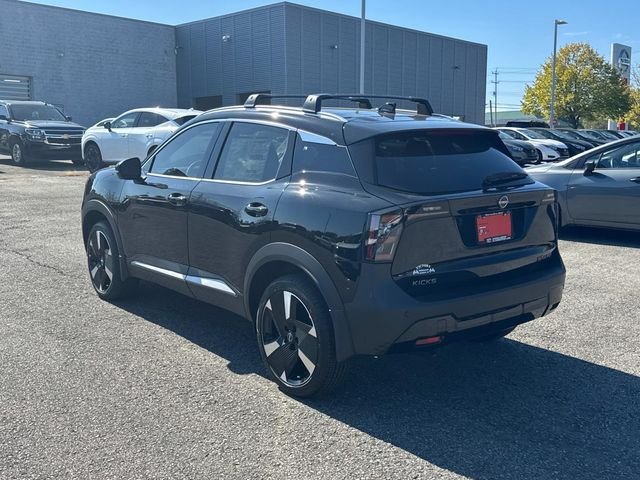 New 2026 Super Black Nissan SR image 6