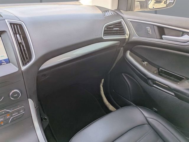 Used 2020 White Ford SEL image 16