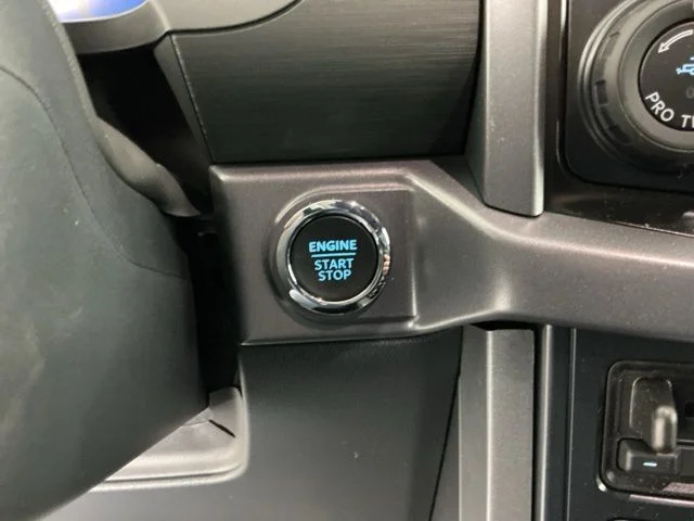 New 2026 Oxford White Ford XLT image 23