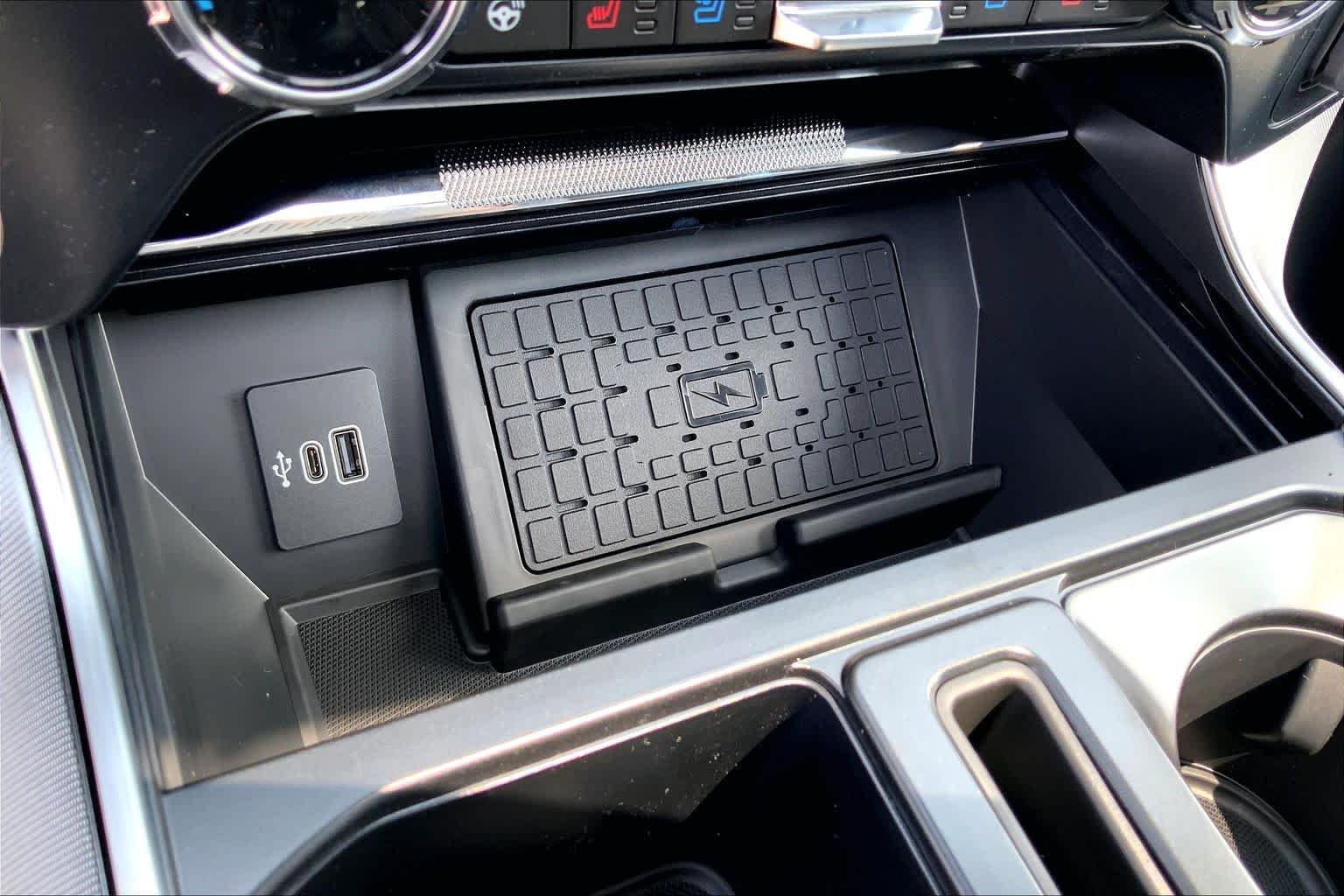New 2026 Avalanche Ford Platinum® image 16
