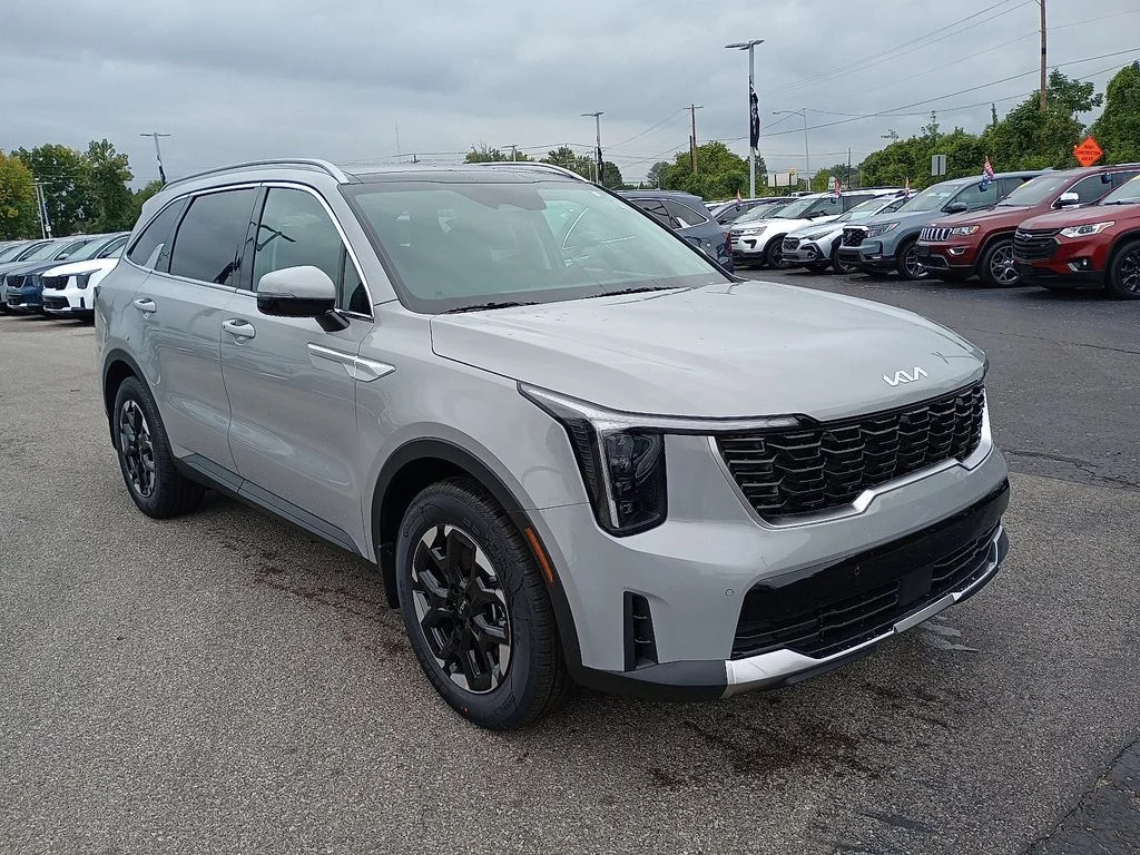 2026 Kia Sorento S AT's photo