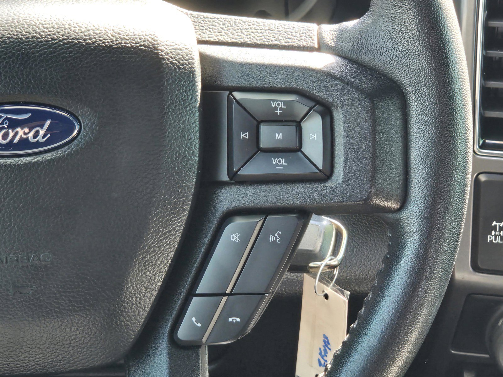 Used 2020 White Ford LARI image 16