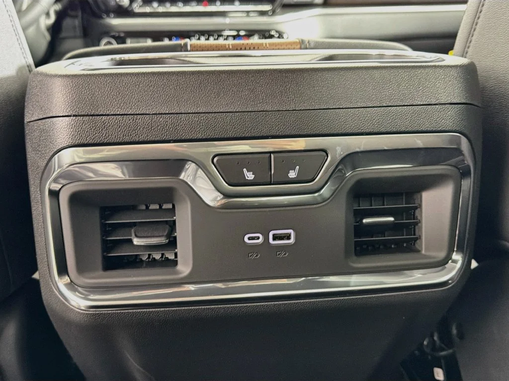 2026 Chevrolet Silverado 2500 HD High Country - Photo 23