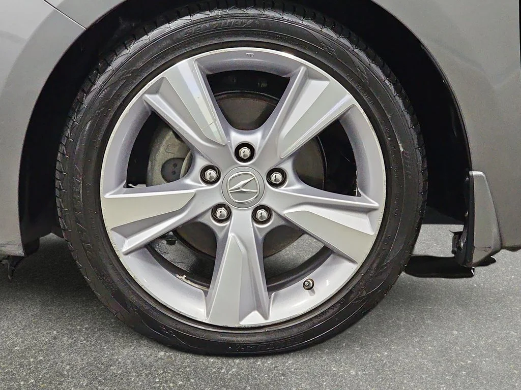 Used 2013  Acura 2.0L image 34