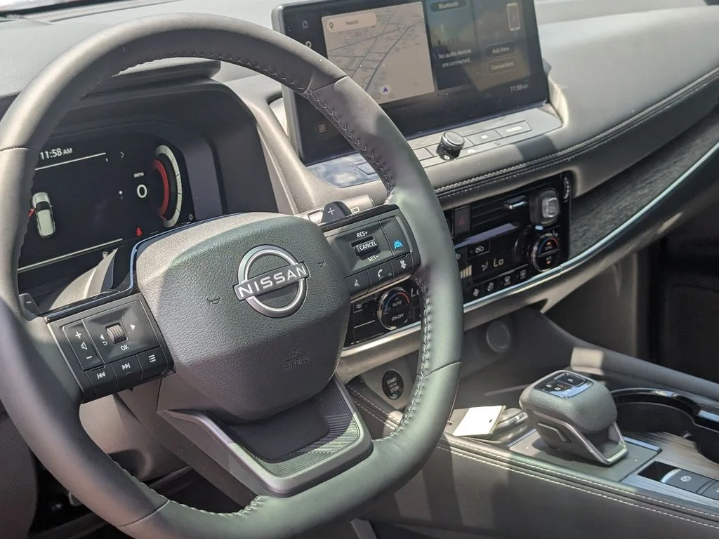 Used 2026 Red Nissan Platinum image 14