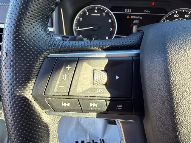 Used 2023 White Diamond Mitsubishi SE image 29