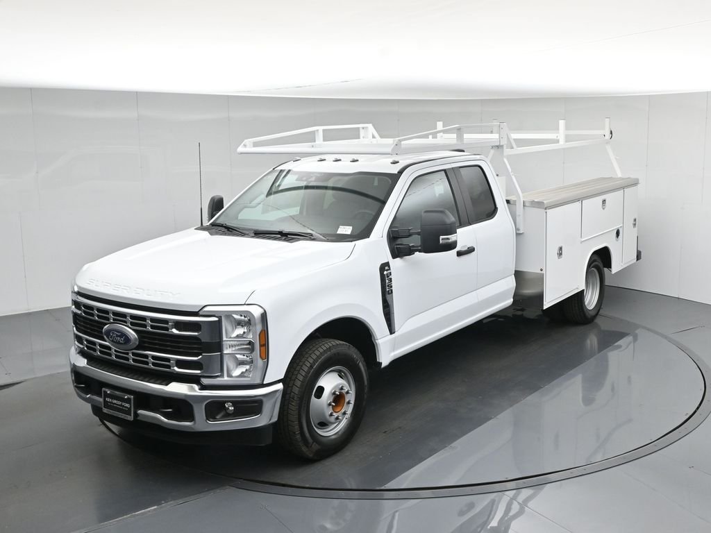 New 2026 Oxford White Ford XL image 41