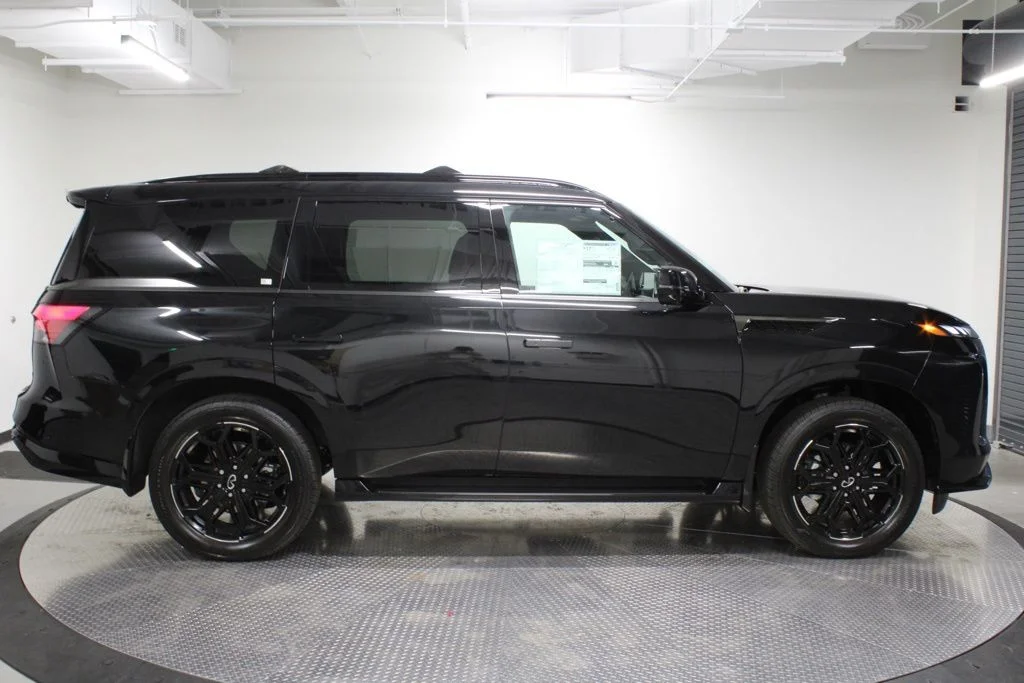 New 2026 MINERAL BLACK INFINITI SPORT image 6