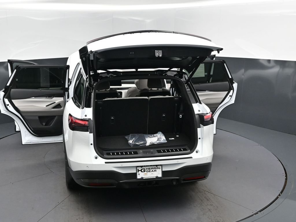 New 2027 2T RAD WHT INFINITI Autograph AWD image 49