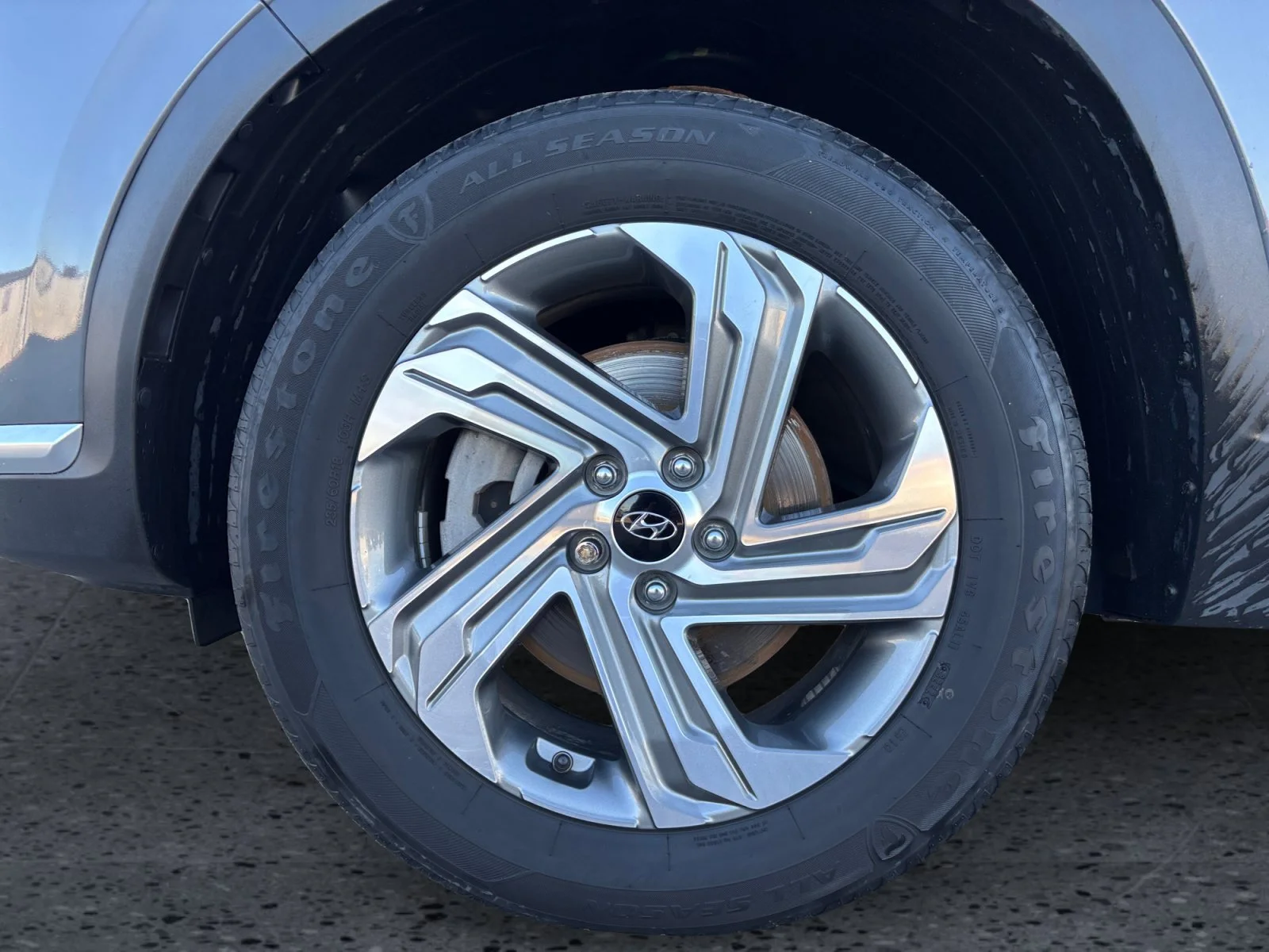 Used 2021 Gray Hyundai Preferred image 9