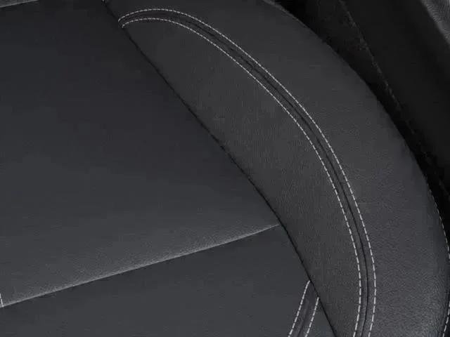 New 2025 Vulcano Black Metallic Exterior Paint Alfa Romeo  image 68