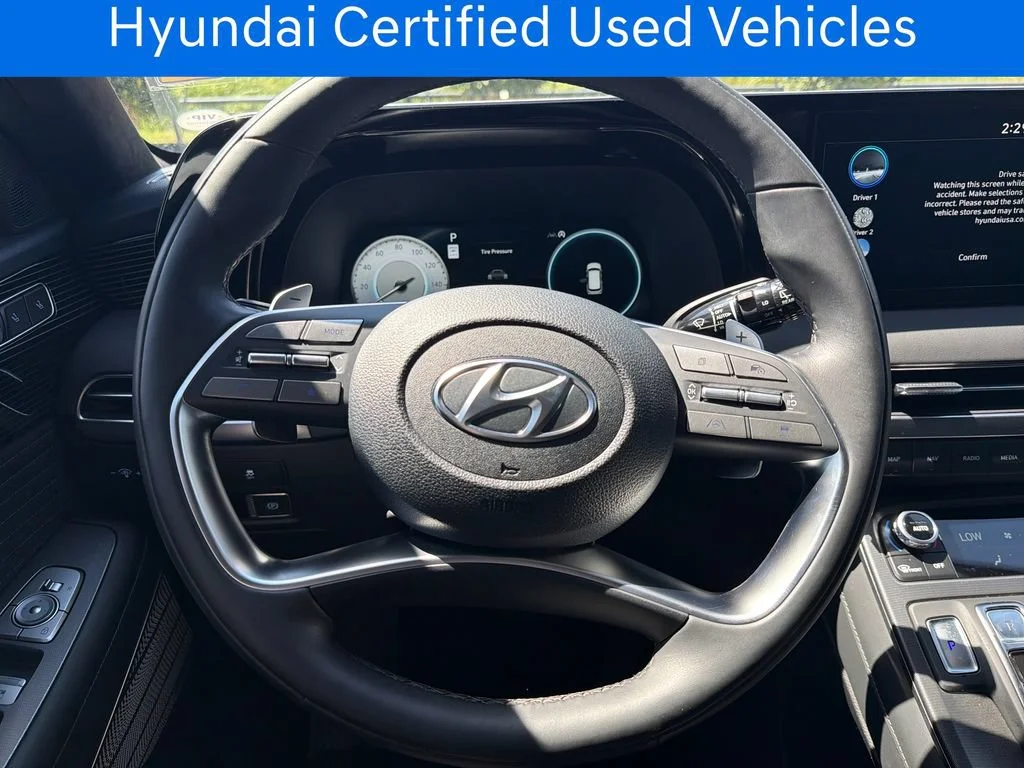 Certified Pre-Owned 2025 Hyundai Palisade Calligraphy Night Edition