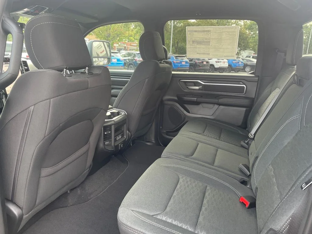 Used 2025 Blue Ram Big Horn/Lone Star image 11