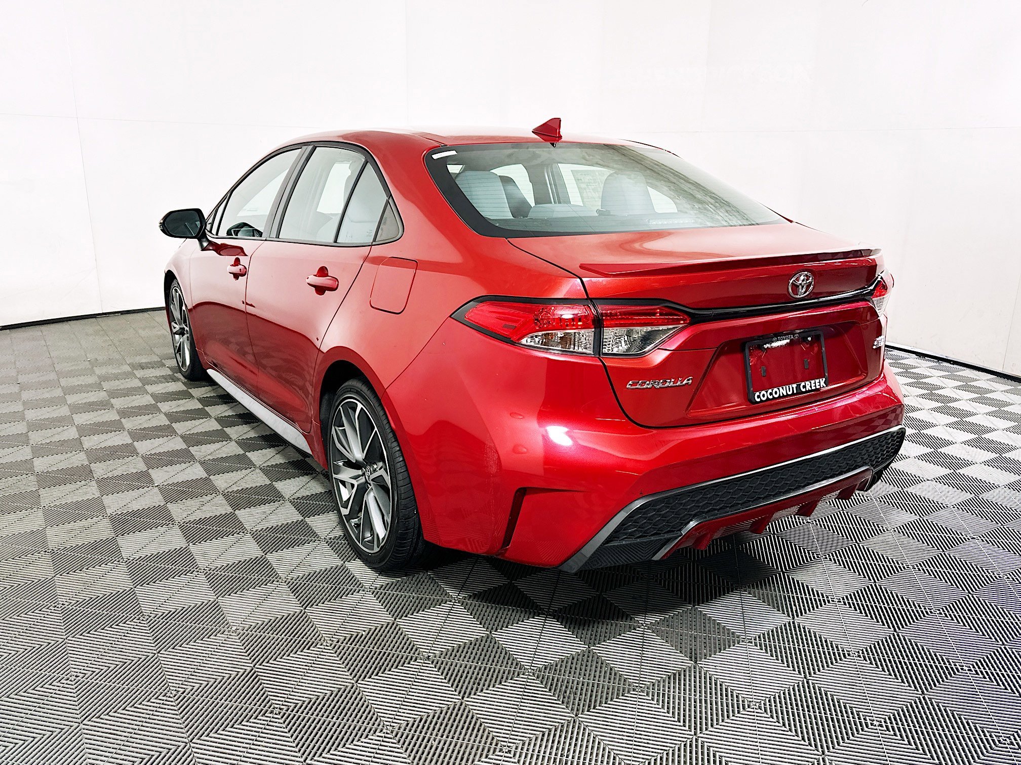 2021 Toyota Corolla thumbnail 7