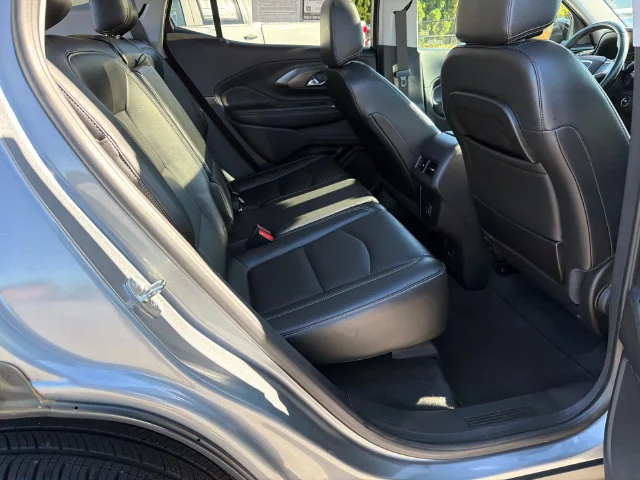 Used 2023 Sterling Metallic GMC SLT image 15