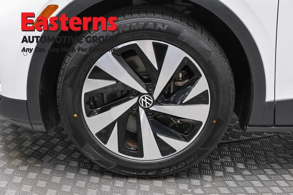 Used 2023 White Volkswagen Pro image 30