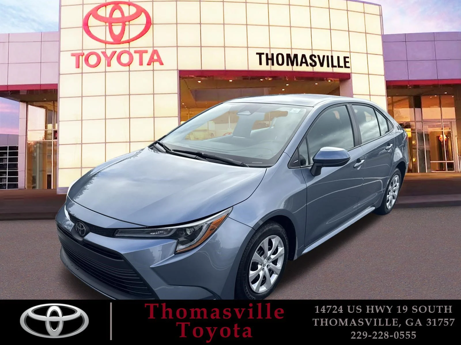 Used 2025  Toyota  image 1