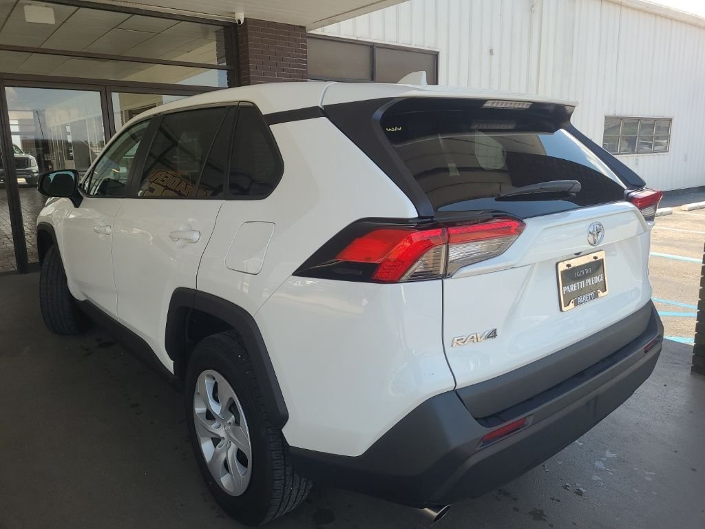 Used 2025 White Toyota LE image 3