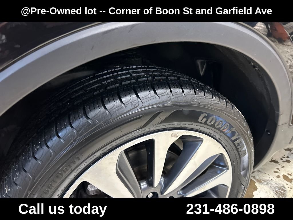 Used 2022 Black Buick Preferred image 12